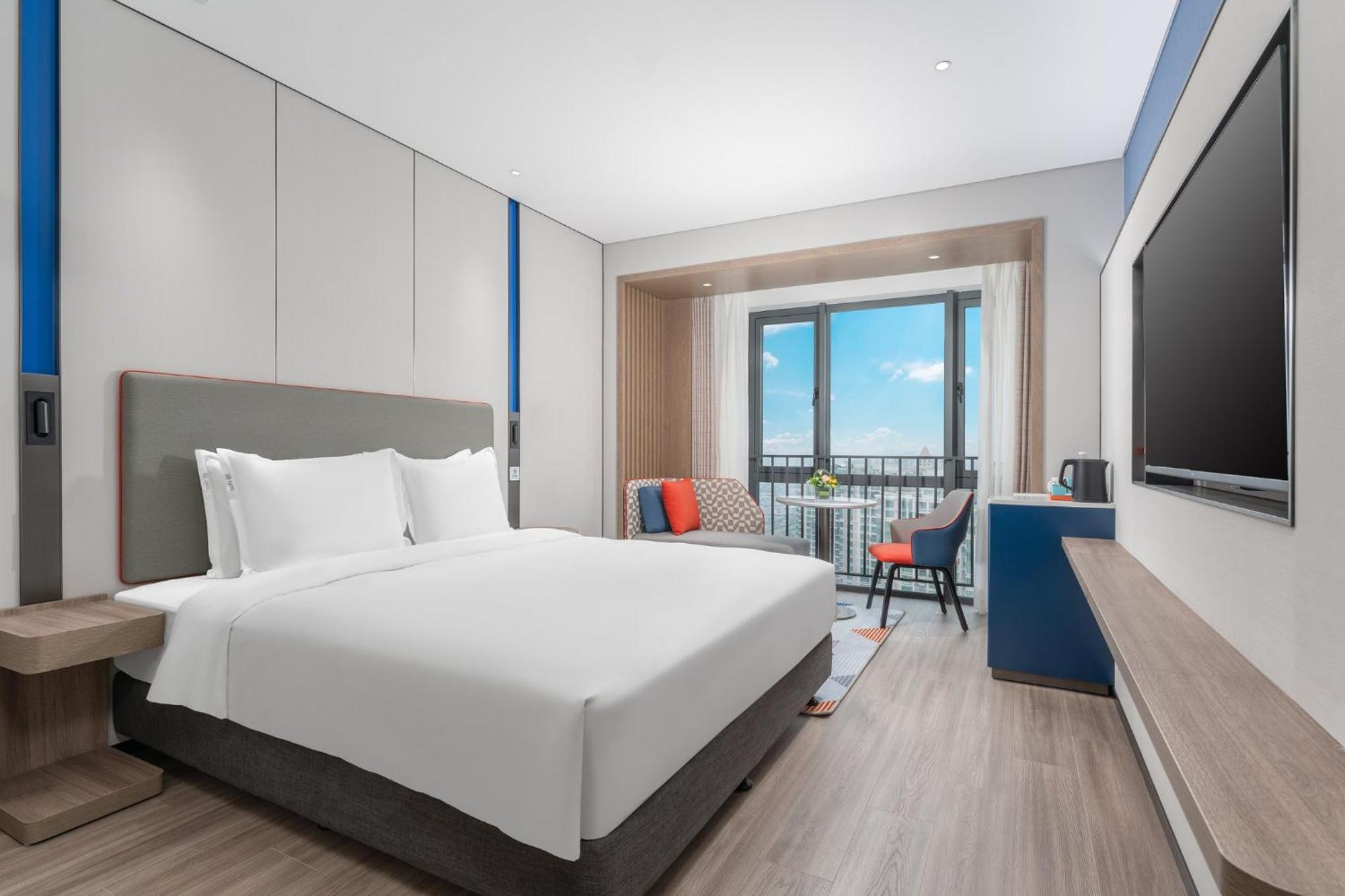 Holiday Inn Express Guangzhou Panyu Dashi By Ihg Exterior foto